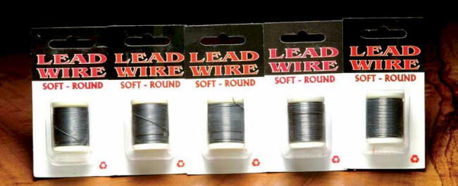 Hareline Dubbin Lead Wire Spooled